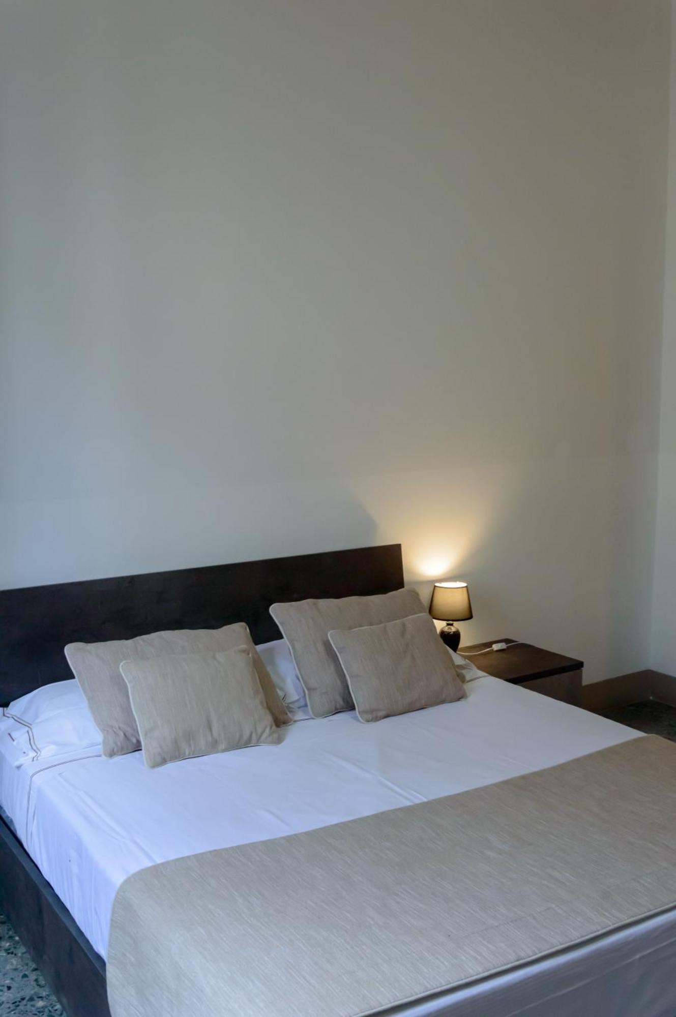 Homelink Firenze - Charlotte Bagian luar foto
